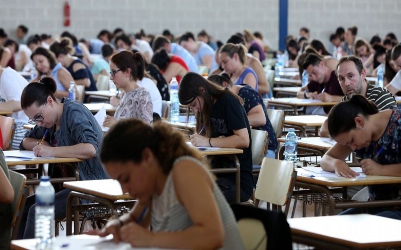 Cómo estudiar con un temario para las oposiciones de maestros